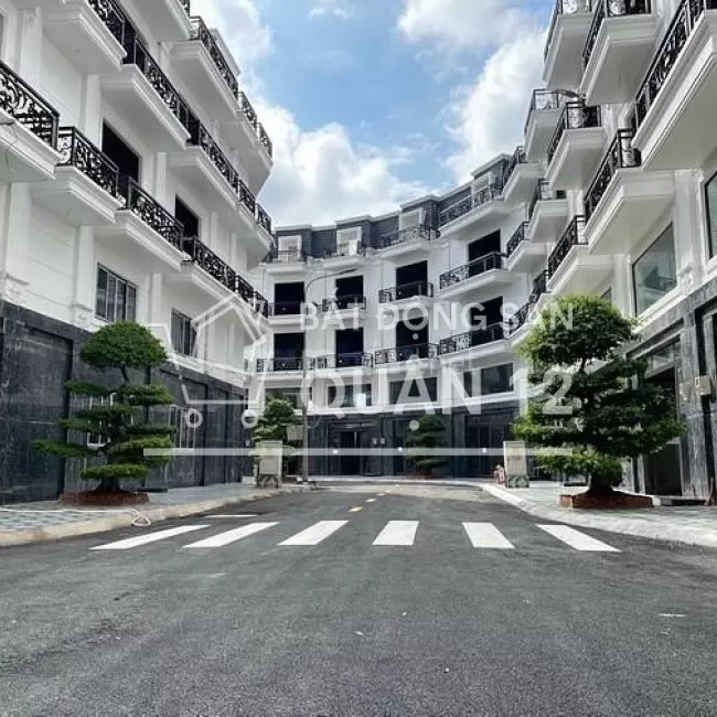 Nhà phố view sông. Sổ hồng mua công chứng sang tên ngay.