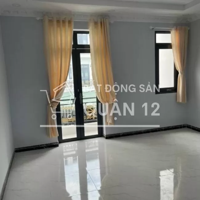 Bán nhà Hà Huy Giáp,Quận 12 - 1 trệt, 3 lầu,4 phòng ngủ - SHR - 4.9 tỷ