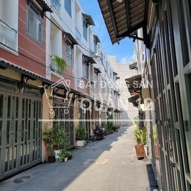 Bán nhà Hà Huy Giáp, ngay Cao đẳng điện lực TPHCM, chỉ 1ty650 ở ngay.