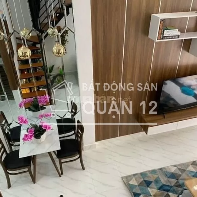 Bán nhà Hà Huy Giáp, ngay Cao đẳng điện lực TPHCM, chỉ 1ty650 ở ngay.