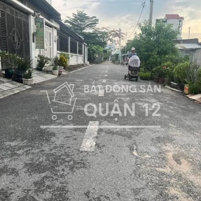 Nhà khu MT Thạnh Lộc ( Hà Huy Giáp ) - Quận 12 Diện tích : 4m x 22m