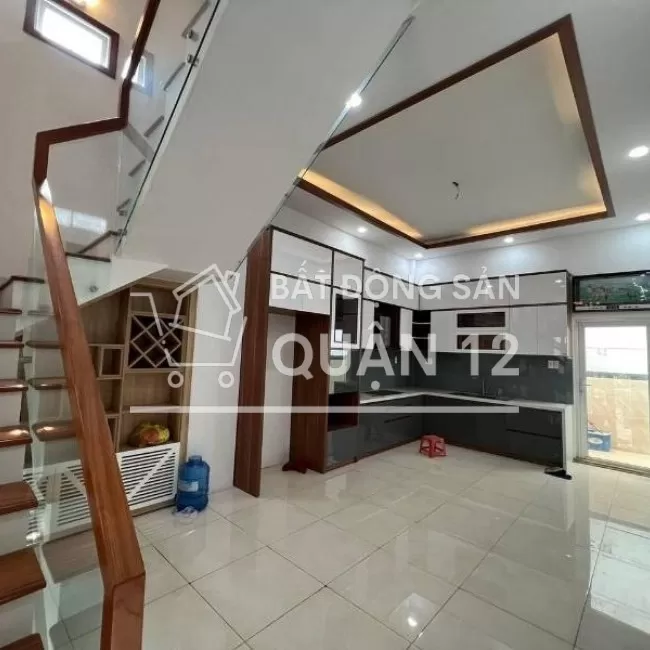Nhà khu MT Thạnh Lộc ( Hà Huy Giáp ) - Quận 12 Diện tích : 4m x 22m