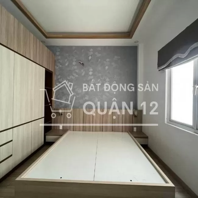 Nhà khu MT Thạnh Lộc ( Hà Huy Giáp ) - Quận 12 Diện tích : 4m x 22m