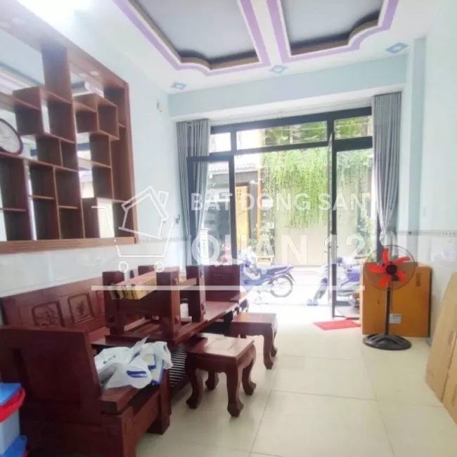 Bán nhà 1 trệt 3 lầu phường Hiệp Thành Q12