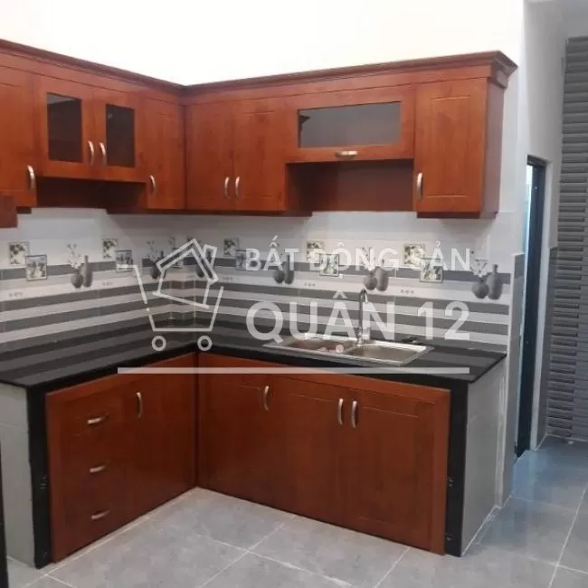 Nhà 1trệt 1lầu 2pn (3.5m x 12m) gần bến xe buýt Hiệp Thành Q-12