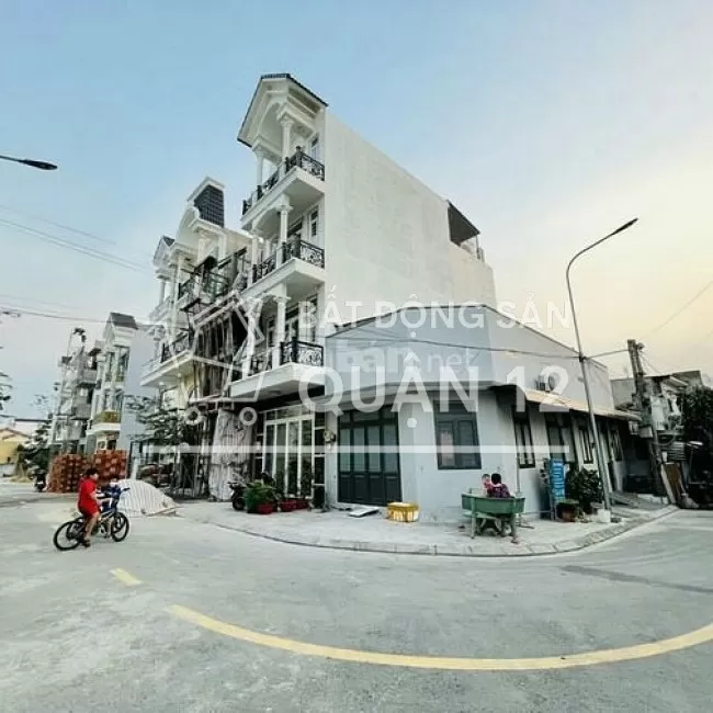 Q12.241. hxh 12m, có vỉa hè, lê văn khương q12, 4 tầng btct, 4 pn,