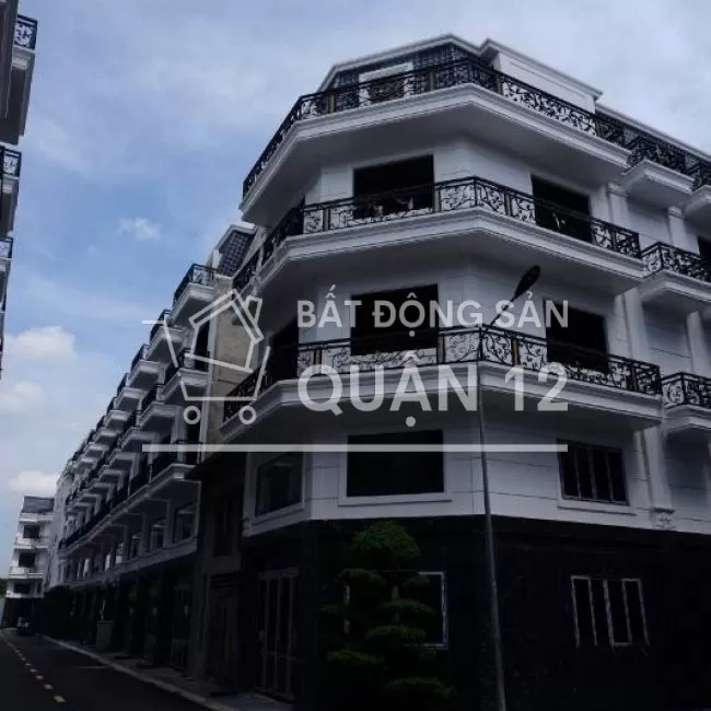 Bán nhà mặt tiền đường Tô Ngọc Vân Q12