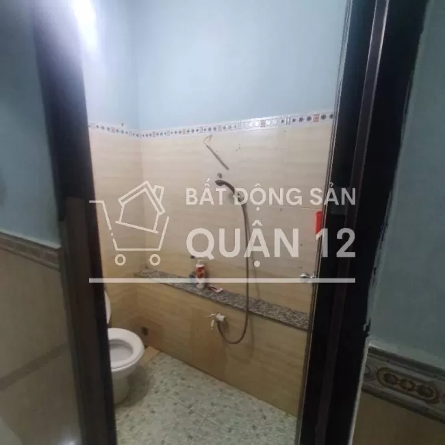 Bán nhà gần chợ Thạnh Xuân, Q12