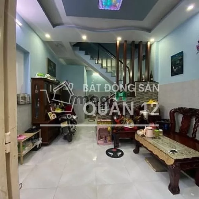 Bán nhà đường trường chinh, gần chợ lạc quang, 4x8, 1 trệt 1 lầu sân
