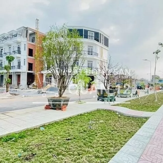 Bán gấp nhà mặt tiền Vườn Lài-APĐ tiện kinh doanh tiện ích có sẳn, mua