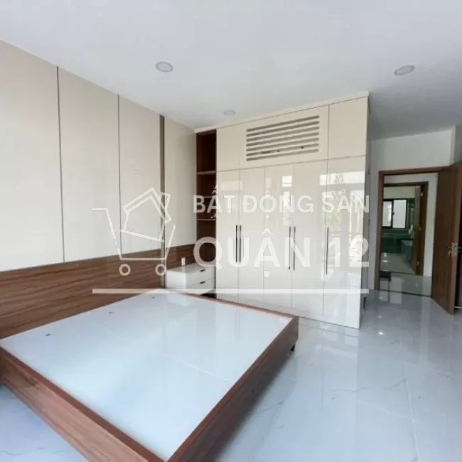 Bán nhà An Phú Đông 4x15m 1 trệt 3 lầu có hồ bơi trước nhà giá 5.9 tỷ 