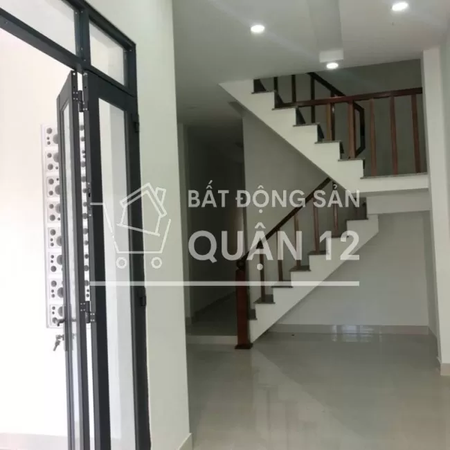 Cho thuê nhà dài hạn 1 trệt 1 lầu cách đường Tân Chánh Hiệp 08 50m