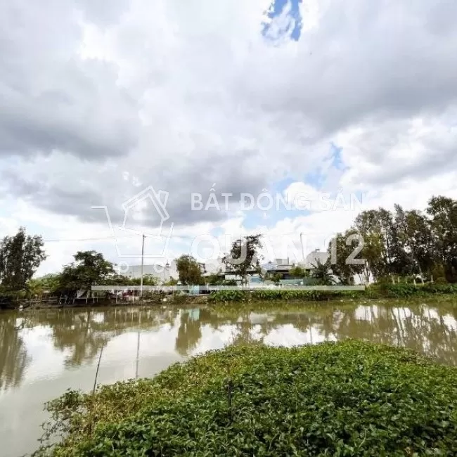 Bán đất vị trí VÀNG mặt tiền view sông 1 sẹc đường Hà Huy Giáp