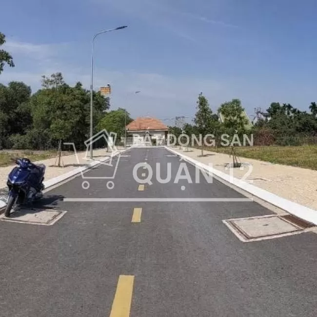 Bán Đất Sông Vàm Thuật, Đường 12m