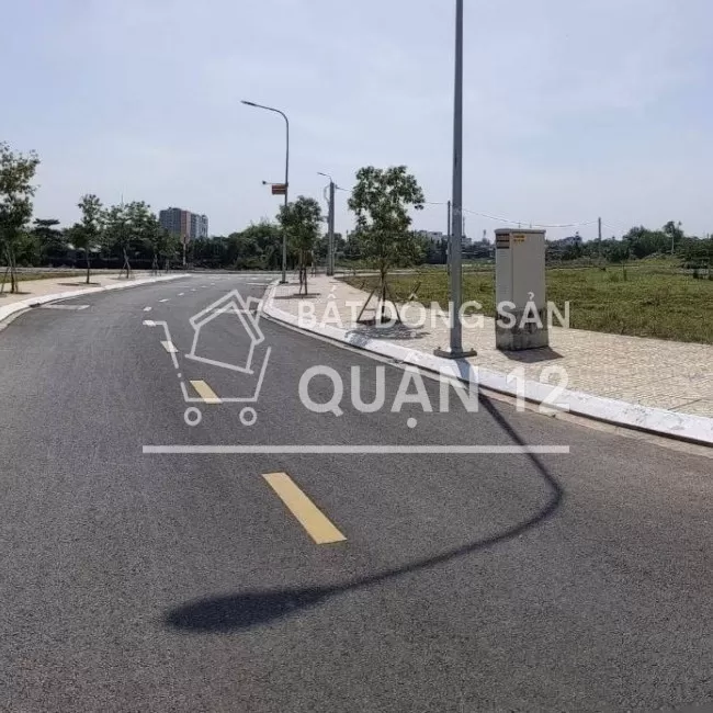 Bán Đất Sông Vàm Thuật, Đường 12m