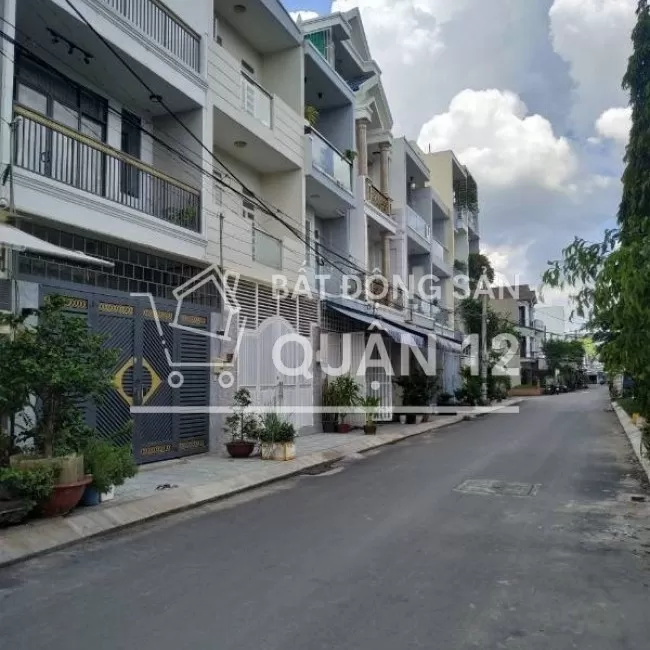 Bán Nhà HXT Gần Bệnh Viện Q.12, 3 Tầng, 170M2, Ở Ngay, 6.1 TỶ