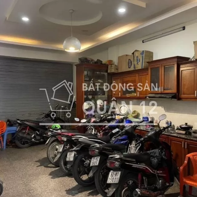 Nhà đúc 1 trệt 1 lửng 3 lầu 4,5 x 20m MT Hà Huy Giáp. Ngay Ngã Tư Ga