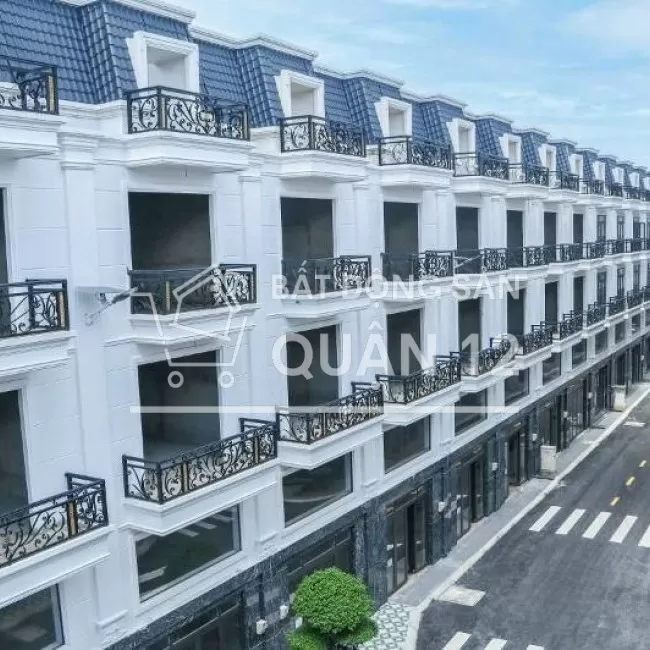 Kẹt tiền Chính Chủ cần bán nhà MT Hà Huy Gíap - 72m2 giá 4ty8 - shr