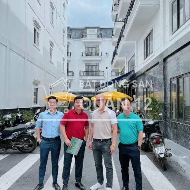 Bán Nhà Phố View Sông Mát Mẻ, 1 Trệt, 3 Lầu, 4wc Tại Trung Tâm Quận 12