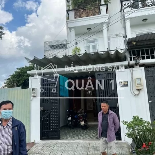 CẦN TIỀN BÁN GẤP NHÀ GẦN NGẢ TƯ GA Q12 