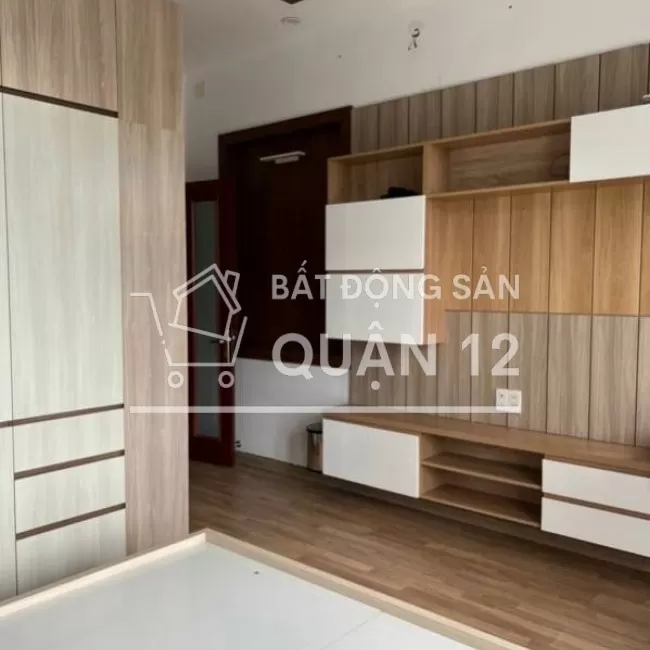 CẦN TIỀN BÁN GẤP NHÀ GẦN NGẢ TƯ GA Q12 