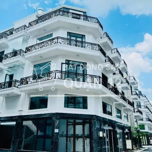 Nhà phố mới xây có thang máy đã hoàn thiện 4x20 1trệt 1lửng 2lầu st.