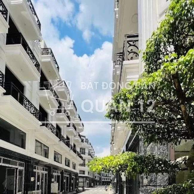 Bán gấp nhà mặt tiền q12 để kinh doanh giá rẻ,sổ sẵn