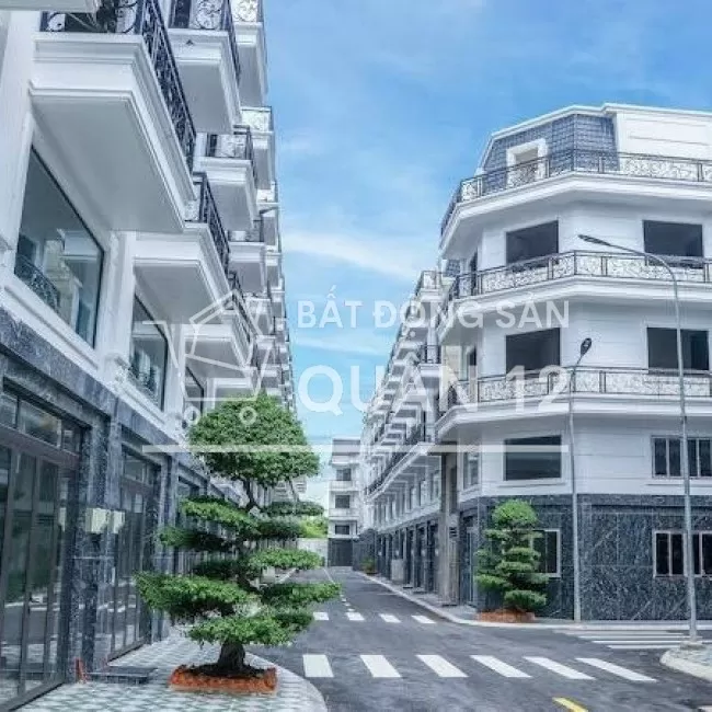 Bán gấp nhà mặt tiền q12 để kinh doanh giá rẻ,sổ sẵn