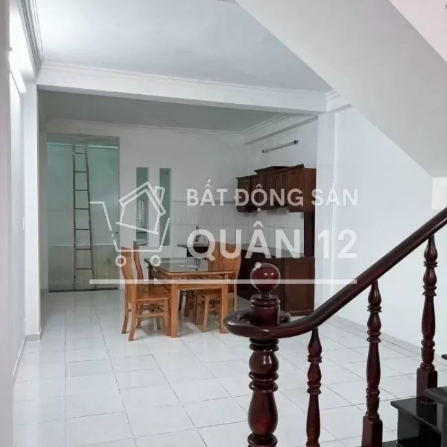 Nhà 1 trệt 1 lầu , diện tích 4 x 17 m2 , đường TX 33 hẻm xe hơi 6m. .