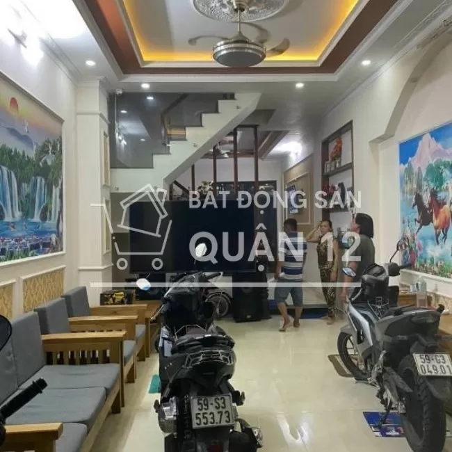 Chính Chủ bán nhà 4x12 3 lầu Hẻm 7m TX33 ngay chợ Thạnh Xuân