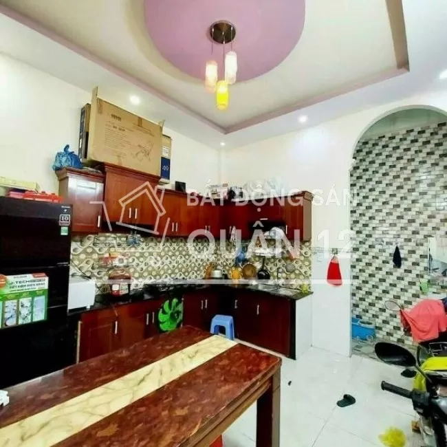 Nhà 4x16 2 lầu đường TX22 ngay Chợ Minh Phát Hẻm 8m