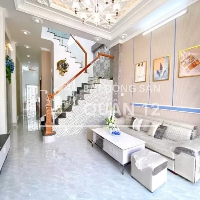 Nhà 3 lầu 5PN- SHR- hẻm nhựa 5m- gần metro