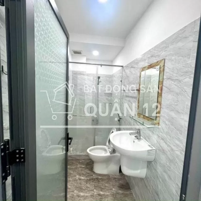 Nhà khu daanb trí cao - 48m2- 4PN - shr - hxh