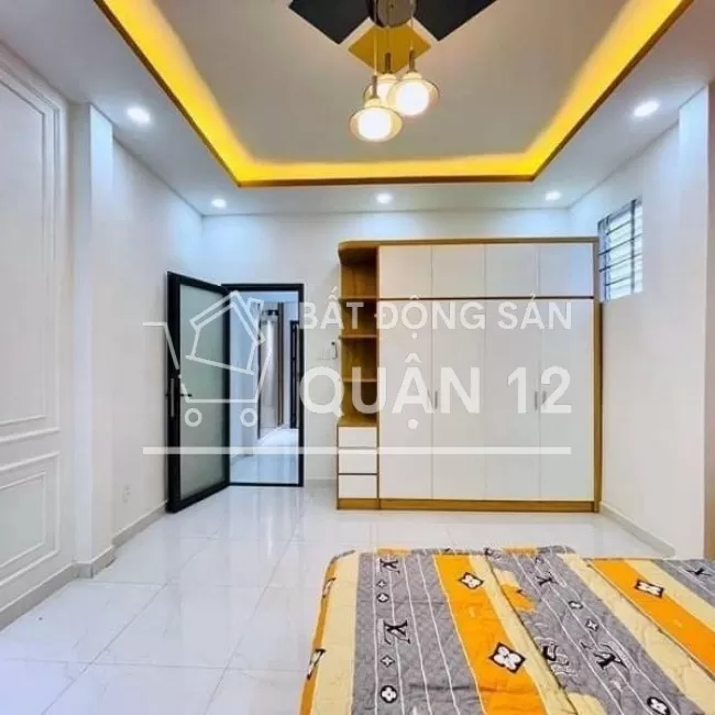 NHà riêng quận 12 - hẻm 6m- sau căn mặt tiền- shr
