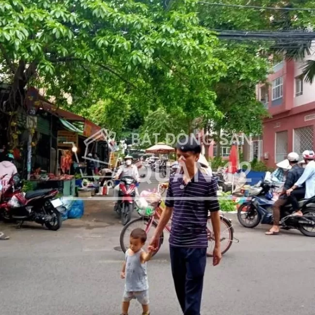 NHÀ 2 MẶT TIỀN  HIỆP THÀNH, QUẬN 12 (2 CĂN LIỀN KỀ) SỔ HỒNG VUÔNG VỨT 