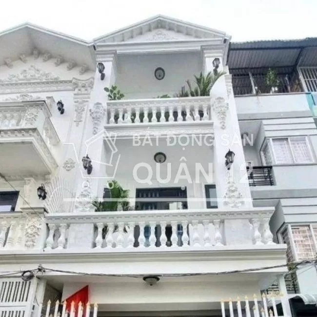 Nhà Trần Thị Hè quận 12- 4PN - shr- hxh đậu cửa