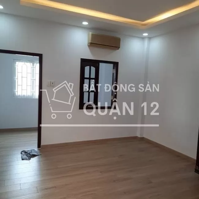 Nhà Nguyễn Văn Quá, 4 x 25m xe hơi vào nhà giá 6,6 tỷ