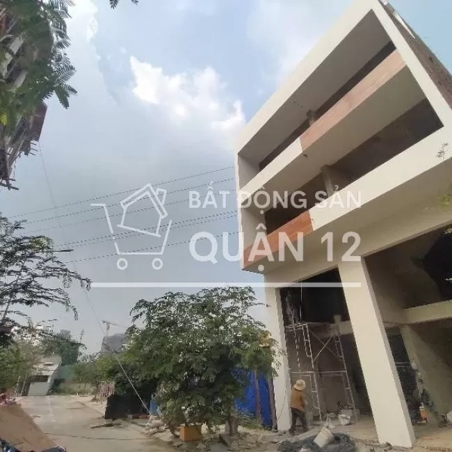 tiện kinh doanh và ở, còn căn cuối tx13 ngay Qlộ1A, 5PN,Thạnh Xuân Q12