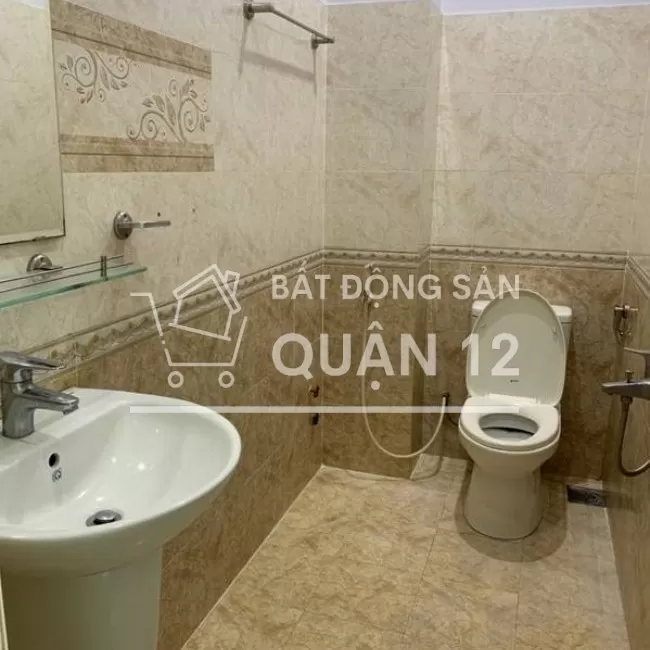 Nhà quá đẹp,2 lusxuy đậu cửa ,chỉ 4.3 tỷ thạnh lộc ,quận 12