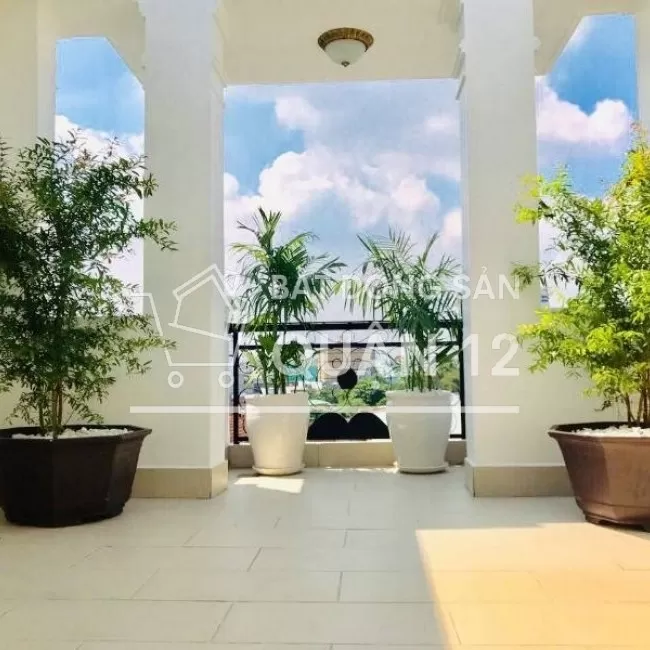 Bán nhà căn góc 2 mặt tiền, sổ hồng riêng, có nội thất vào ở ngay