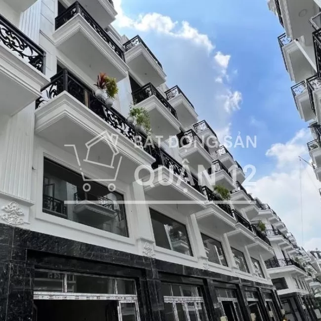 Nhà phố mặt tiền Trung Tâm Q12