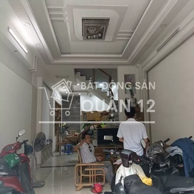 NHÀ QUẬN 12 1TRỆT 3LẦU 60M2 GIÁ 4TỶ7 HẺM OTO