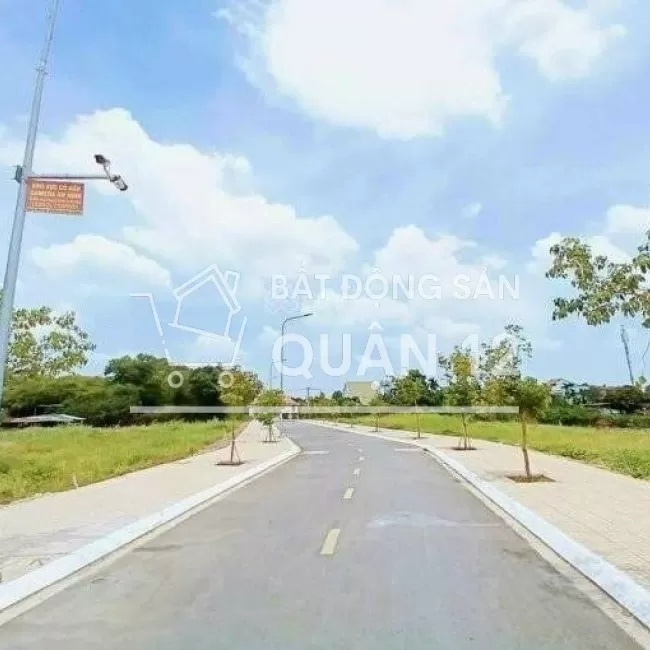 Chính chủ cần bán đất nền An Phú Đông, Q12 sẹc sông cách Vò Gấp 500m