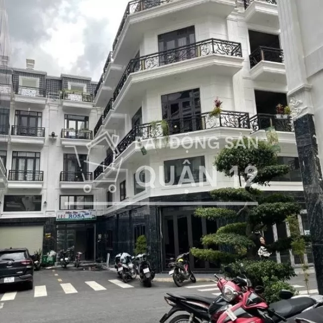 KHU NHÀ PHỐ BIỆT LẬP 1 TRỆT 3 LẦU 1 TUM TỐT NHẤT QUẬN 12 ,4TỶ850 200m2
