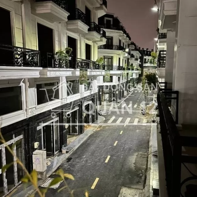 Bán nhà biệt thự, liền kề tại Đường Hà Huy Giáp, Quận 12, Hồ Chí Minh