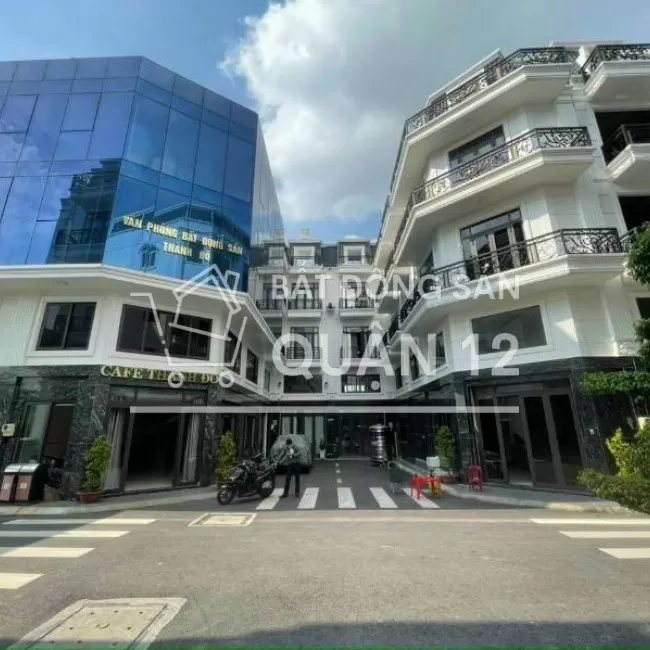 BÁN NHÀ PHỐ VEN SÔNG QUẬN 12- SHR - DỌN VÀO Ở NGAY - ĐÃ HOÀN CÔNG