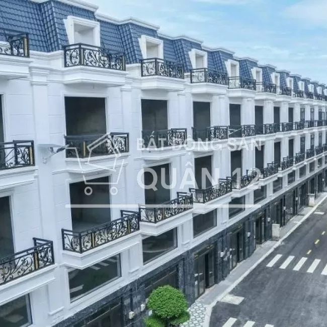 Bán Nhà đẹp mới xây, The SOL RESIDENCE , 637 Đường Hà Huy Giáp, Q12
