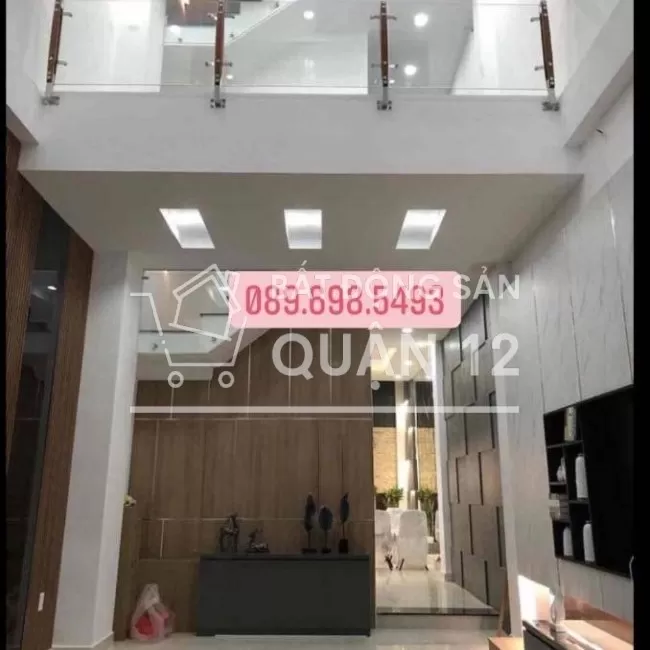 Cần tiền ra gấp căn 1 trệt 3 lầu 1 tum 4 PN 4 WC giá chỉ từ 4 tỷ 85 TL