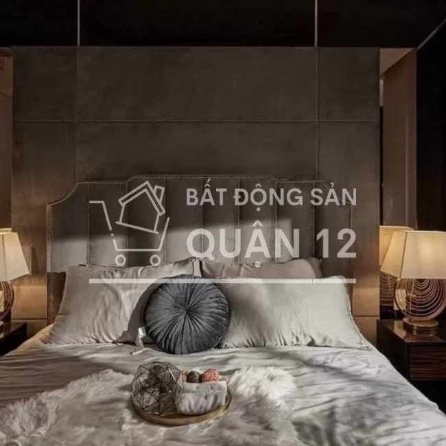 Cần bán gấp căn nhà mặt đường Hà Huy Giáp  ngay Ngã tư Ga 190m2