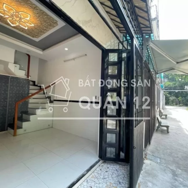 1 tỷ- nhà 1 trệt 2 tầng lầu + sân thượng- hẻm xe ô tô 